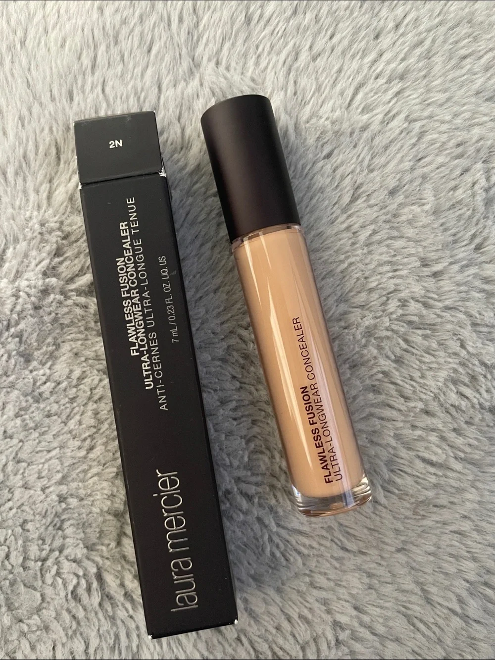 laura mercier Flawless Fusion Concealer 2N Beige Cream